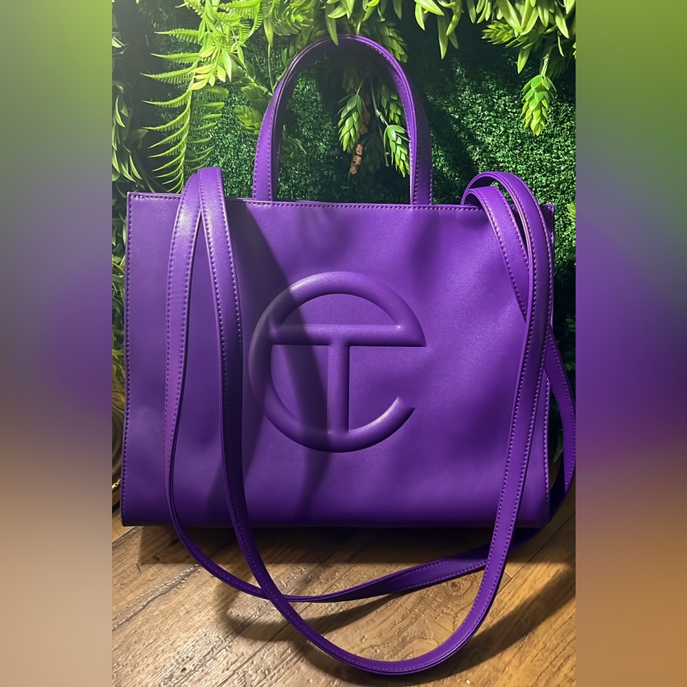 TEFLAR Eggplant Medium Shopper Tote (purple)